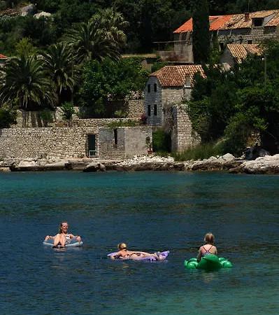 Villa Eva 3* Mlini