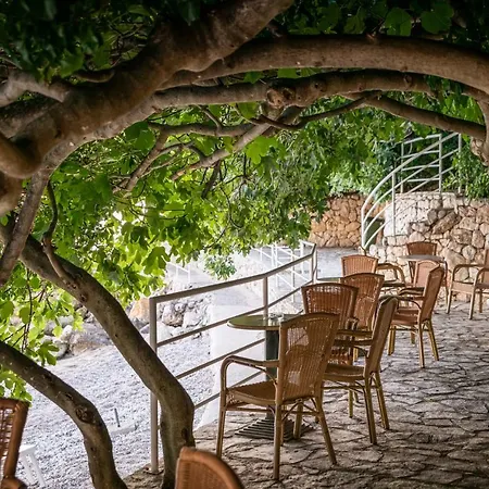 Villa Eva Hotel