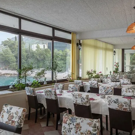 Villa Eva 3*