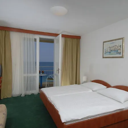Eva Hotel Mlini